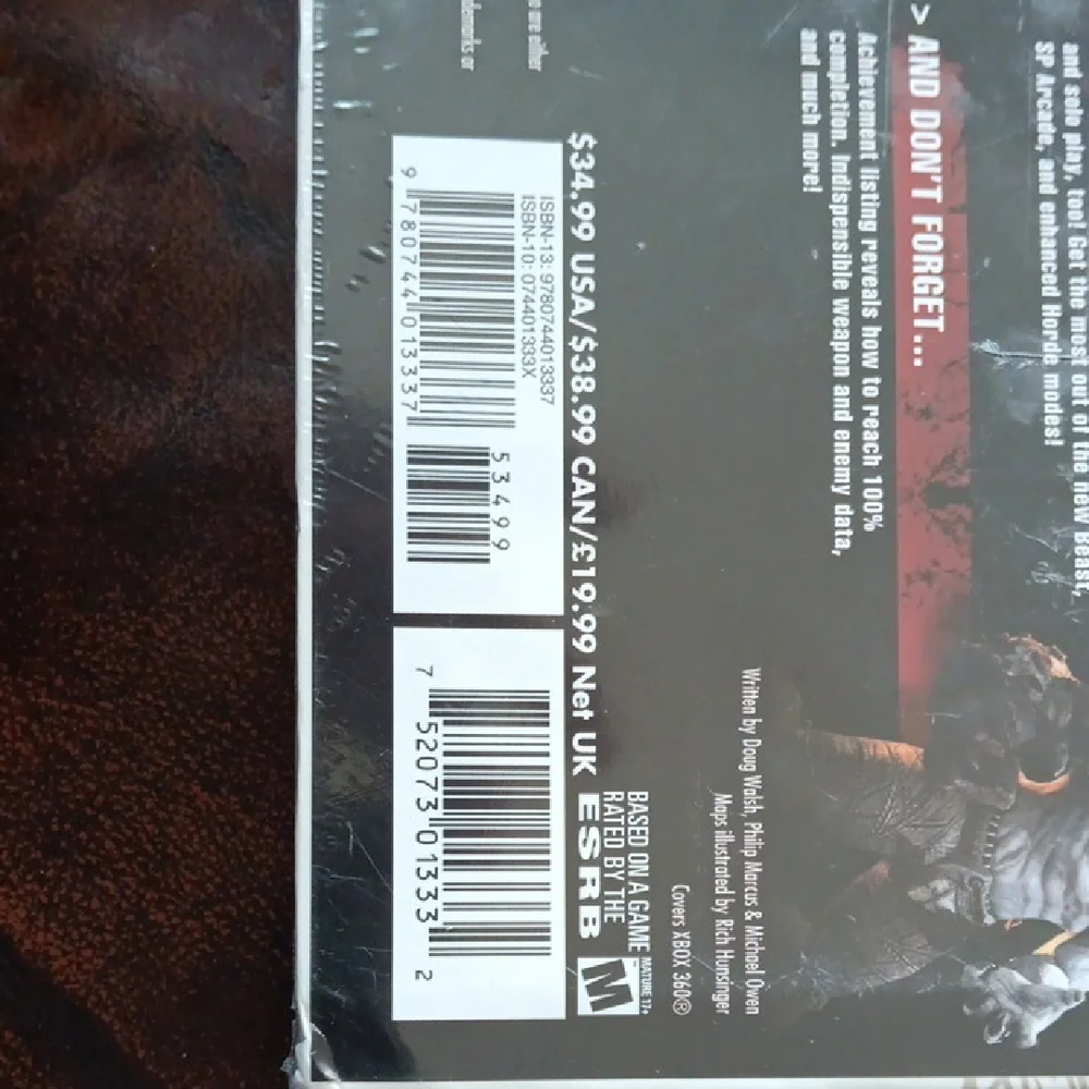 Gears of War 3 Collector's Guide - Cream
